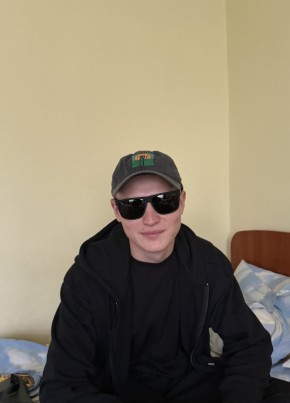 Рустэм из Феодосии 22 года