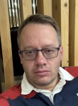 PAVEL, 37, Saint Petersburg