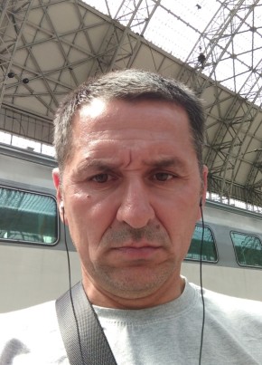 Олег, 48, Россия, Севск