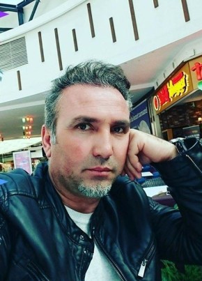 Suat, 49, Türkiye Cumhuriyeti, Ankara