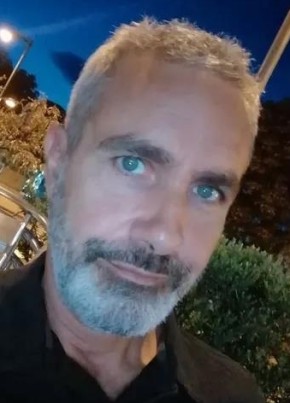 Алексей из Paris 59 лет