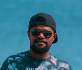 Jhoe, 32, Abepura