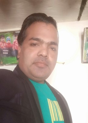 Deepk Kahar, 37, India, Indore