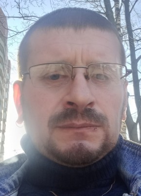 Динар из Альметьевска 40 лет