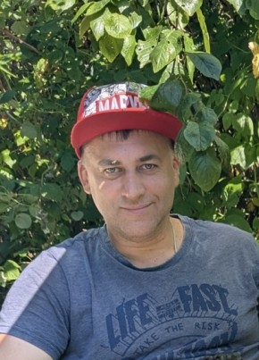 Александр из Пскова 49 лет