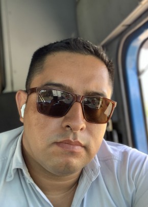 Bayron Marota, 35, República de Nicaragua, Managua