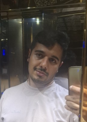 Amir из قم‎ 29 лет