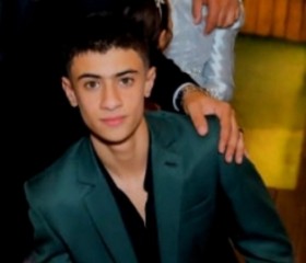 كريم, 18, Al Qanayat