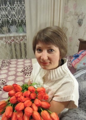 Юлия, 48, Россия, Екатеринбург
