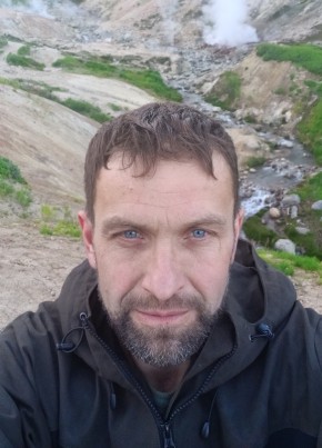 Василий, 44, Россия, Елизово