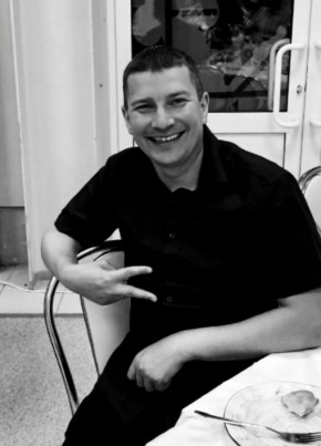 Артём из Ульяновска 37 лет