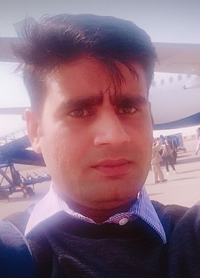 Pravesh, 34, India, Karhal
