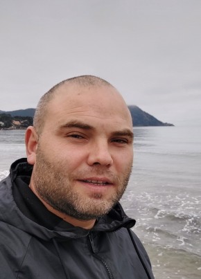 Mikhail, 36, Denmark, Odense