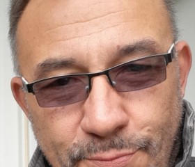 Andrzej luxman, 58, Montreal