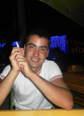 Артем, 35, Russia, Moscow