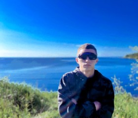 Bogdan, 20, Vanino