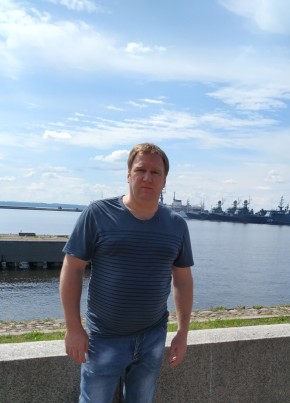 РОМАН, 41, Россия, Москва