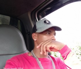 José, 22, Puerto La Cruz