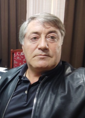 Руслан из Махачкалы 51 год