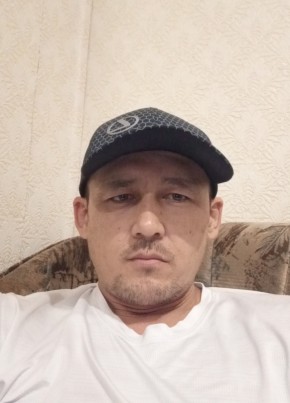 Толик из Челябинска 39 лет