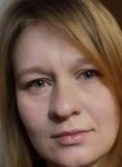 Anyuta, 33, Luhansk