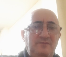 Натик, 52 года, Gəncə