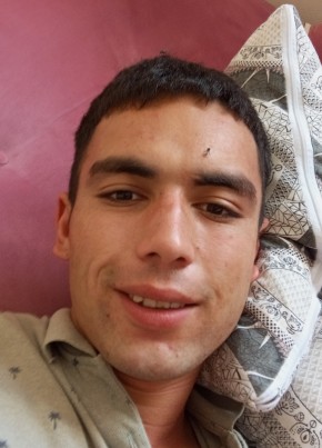 علی из Iğdır 22 года