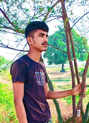 Deepak Dhakre, 20, India, Agra