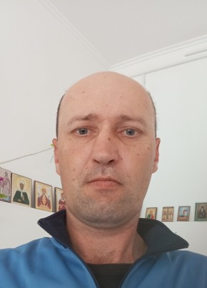 Игорь из Крымска 37 лет