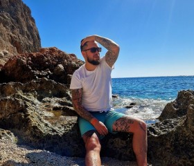 Vitaliy, 27, Saint Petersburg