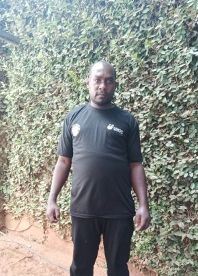 KASAGA BALIKUDEB из Kampala 30 лет