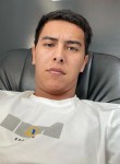 Asad, 26, Qoqon