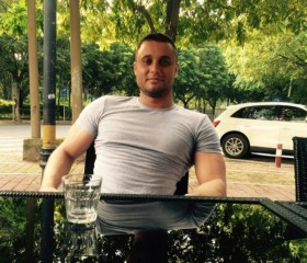 Олег, 32 года, Чорноморськ