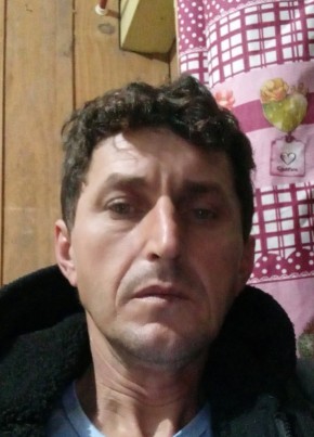 Sidnei Ricardo s из Joinville 42 года