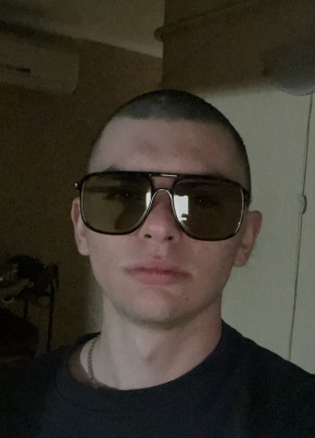 Дима из Севастополи 21 год