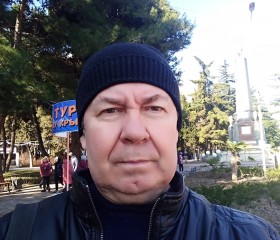 Игорь, 55 лет, Алушта