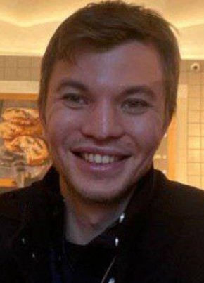Максим из Сургута 33 года