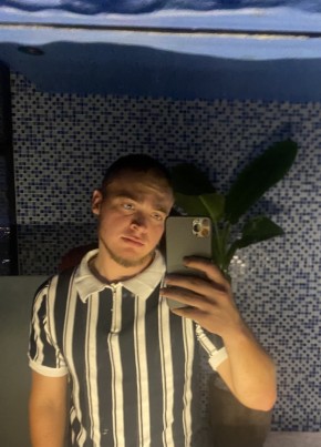 Андрей из Нижнегорския 23 года