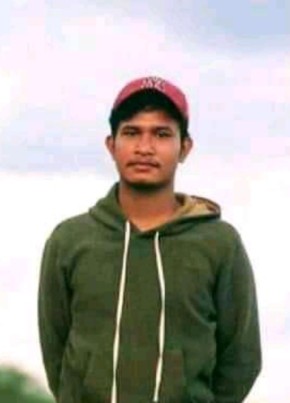 Zez, 26, East Timor, Dili