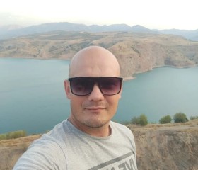 Matvey, 39, Izhevsk