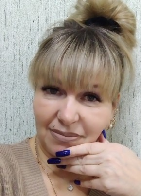 Оля, 47, Россия, Владивосток
