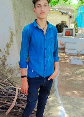 Bhoora, 18, India, Ashoknagar
