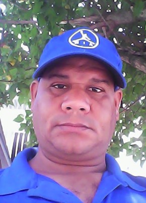 Miguel, 52, República de Santo Domingo, Santo Domingo