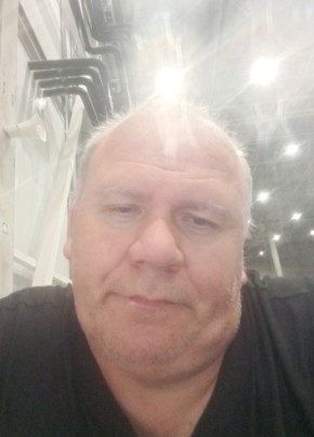 Андрей из Рязани 48 лет