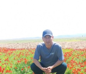 Sirojjiddin, 39, Tirmiz