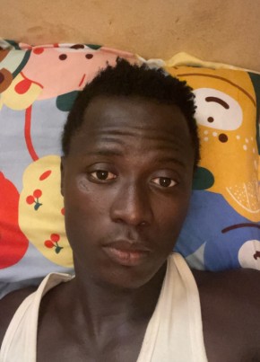 Jules, 22, Senegal, Dakar