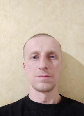 Максим, 41, Россия, Нижний Тагил