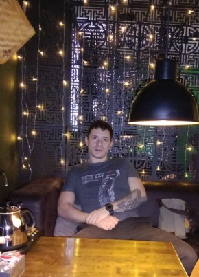 Andrey, 34, Russia, Saratov