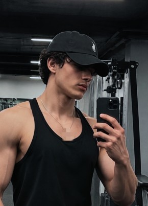Joni из Oborniki 20 лет