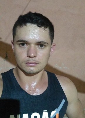 Paulo Ricardo, 26, República Federativa do Brasil, Goiânia